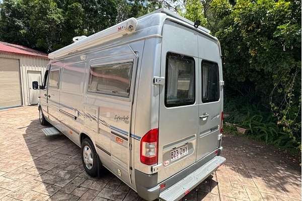2005 Mercedes-Benz Sprinter 313CDI LWB Rear Wheel Drive