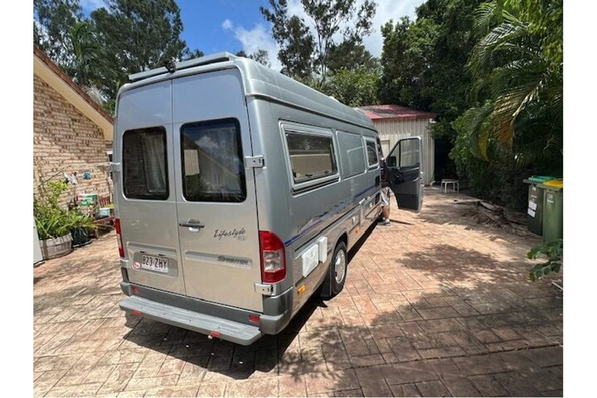 2005 Mercedes-Benz Sprinter 313CDI LWB Rear Wheel Drive