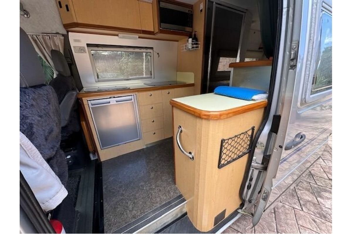 2005 Mercedes-Benz Sprinter 313CDI LWB Rear Wheel Drive