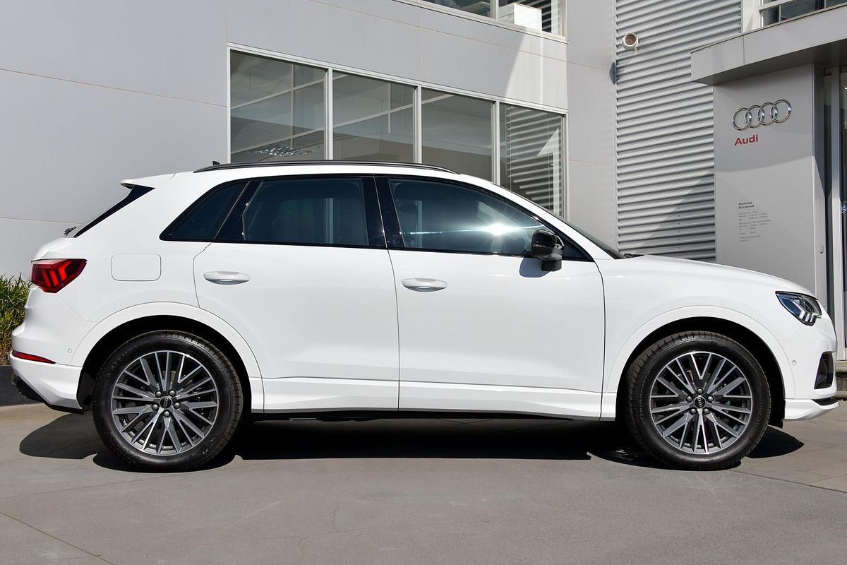 2024 Audi Q3 35 TFSI F3