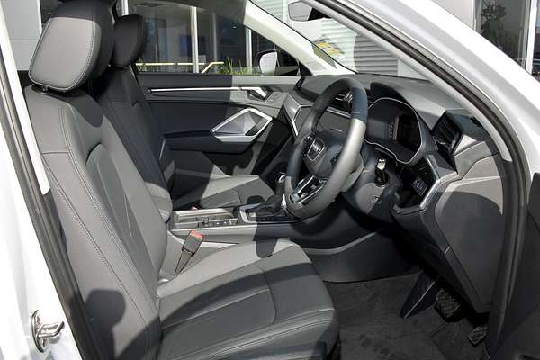 2024 Audi Q3 35 TFSI F3