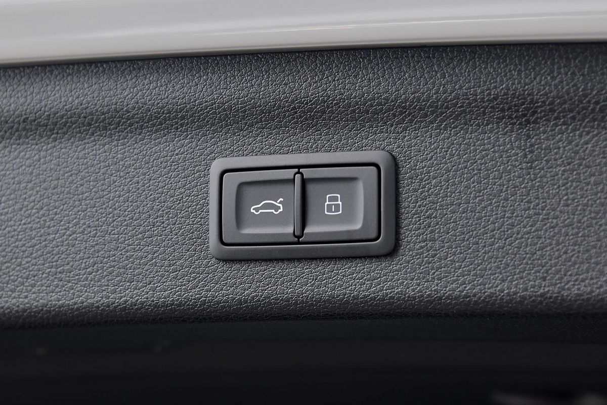 2024 Audi Q3 35 TFSI F3
