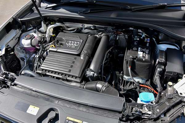 2024 Audi Q3 35 TFSI F3