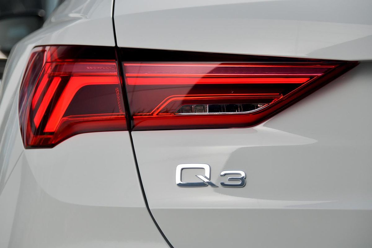 2024 Audi Q3 35 TFSI F3