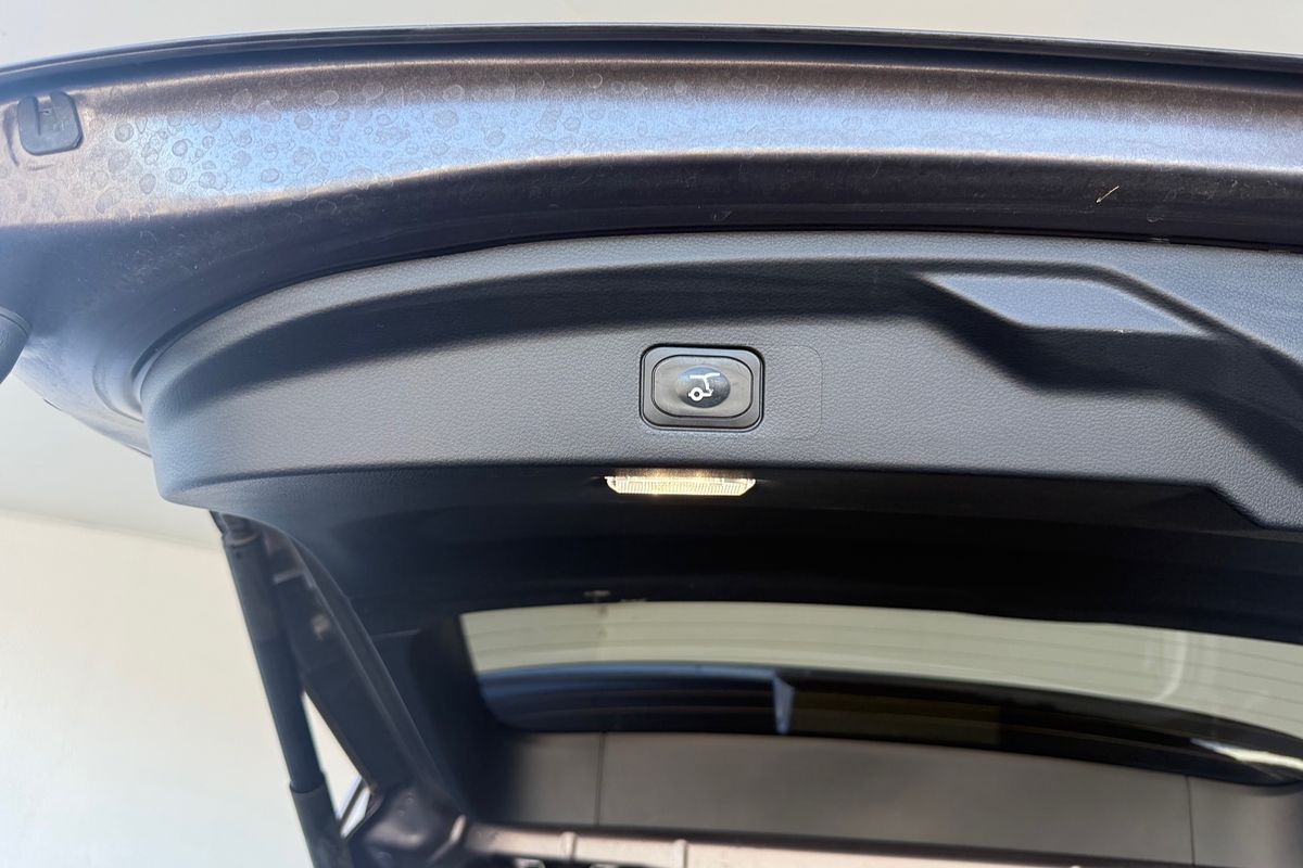 2022 Ford Everest Trend