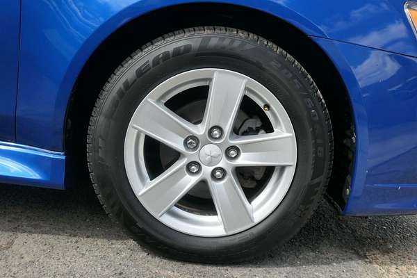2013 Mitsubishi Lancer ES CJ