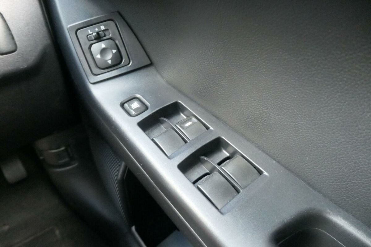 2013 Mitsubishi Lancer ES CJ