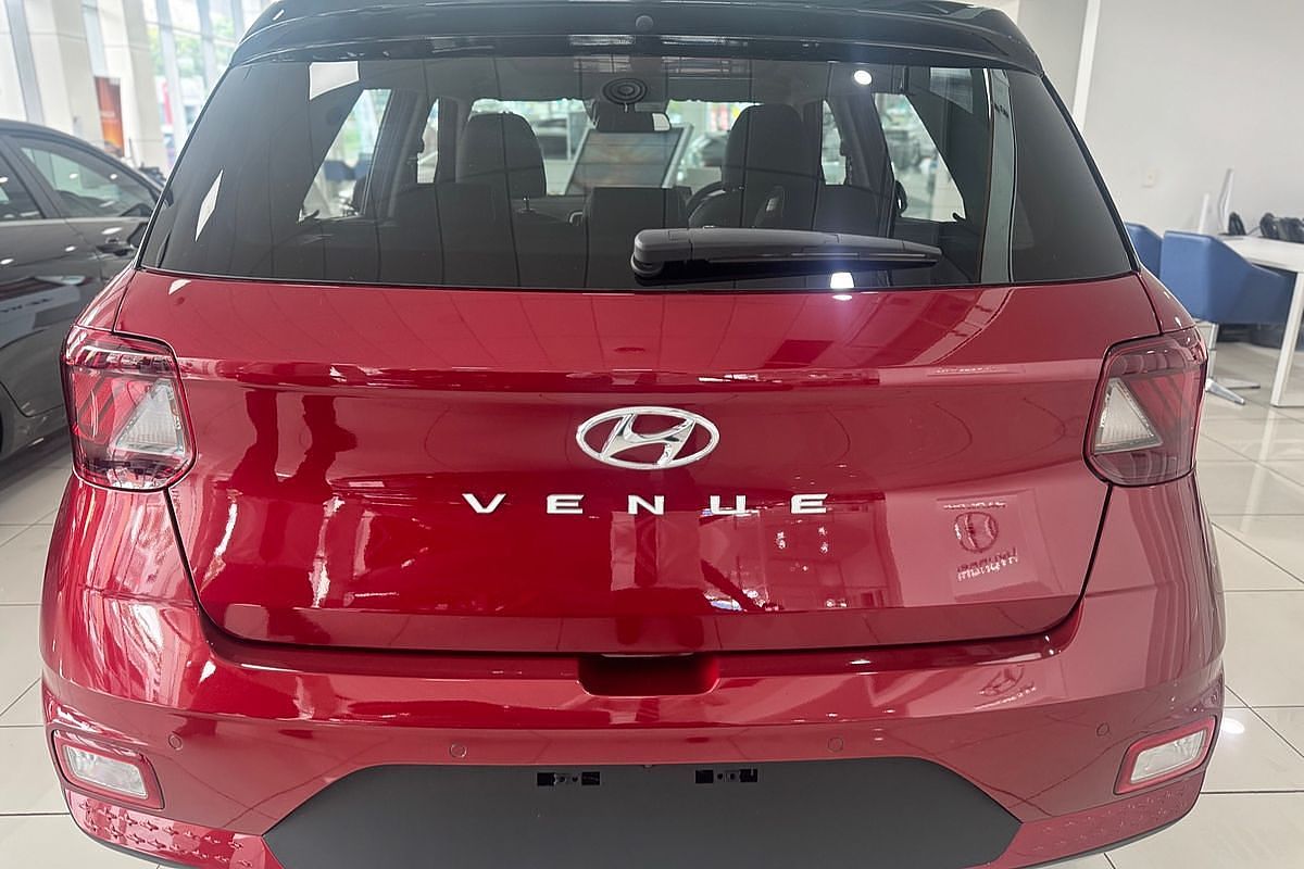2024 Hyundai Venue Elite QX.V5