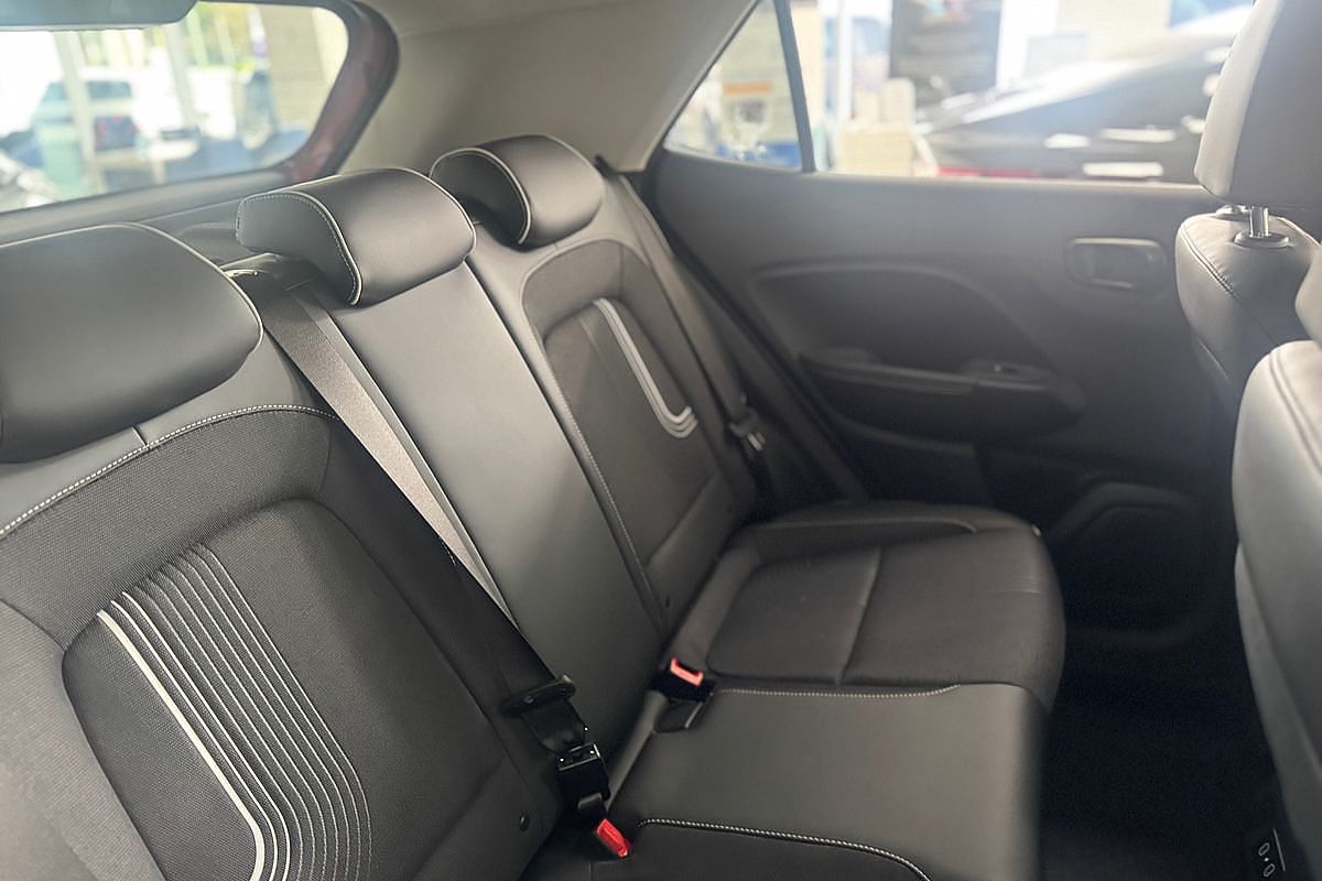 2024 Hyundai Venue Elite QX.V5