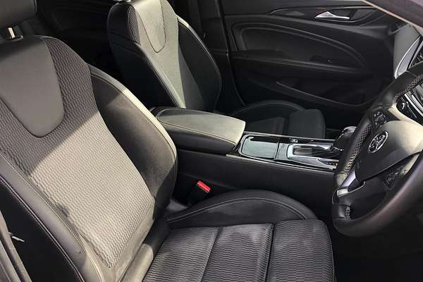 2018 Holden Commodore RS ZB