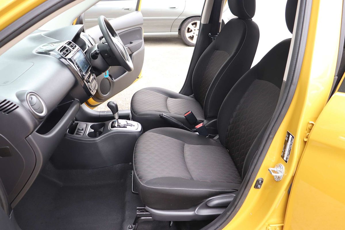 2021 Mitsubishi Mirage LS LB