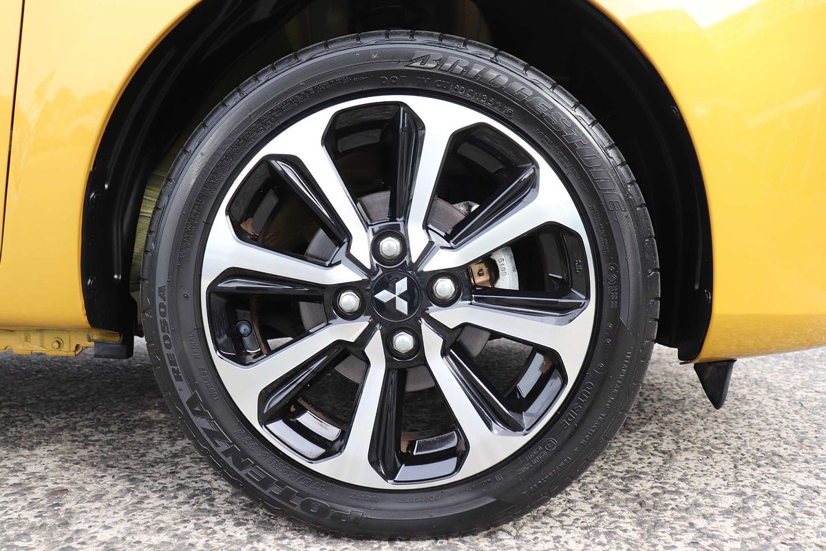 2021 Mitsubishi Mirage LS LB