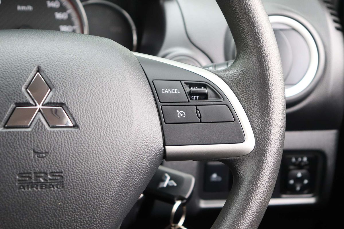 2021 Mitsubishi Mirage LS LB