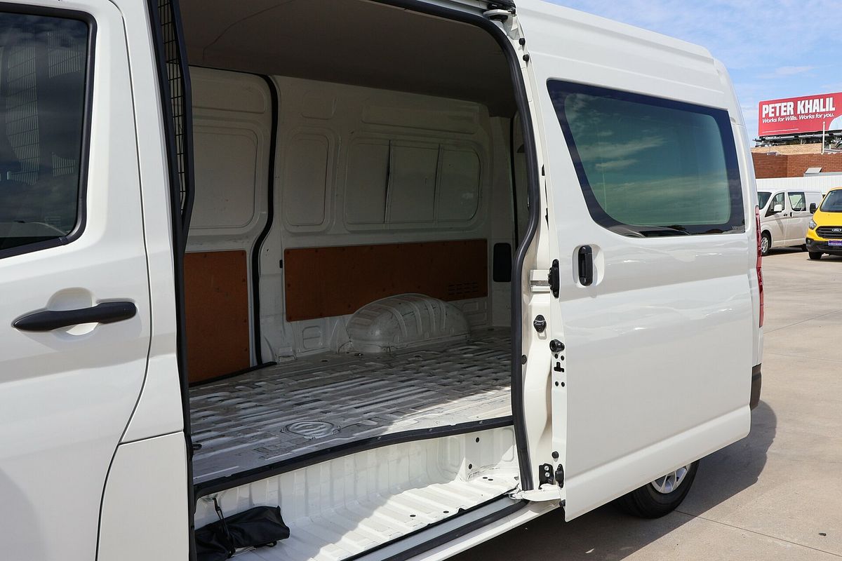 2022 Toyota Hiace GDH320R