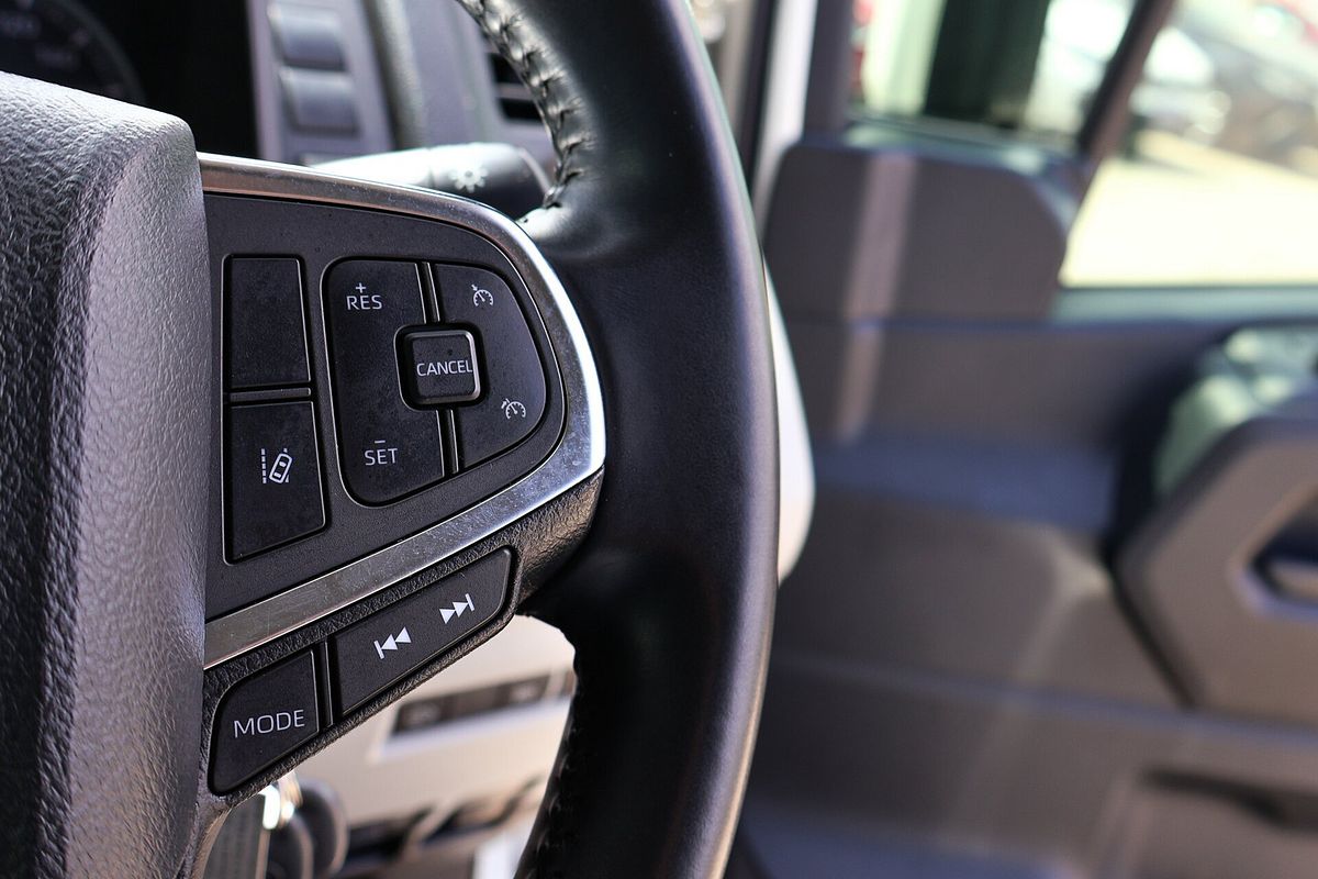 2022 Toyota Hiace GDH320R