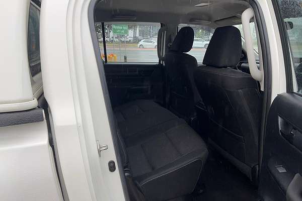 2018 Toyota Hilux SR GUN126R 4X4