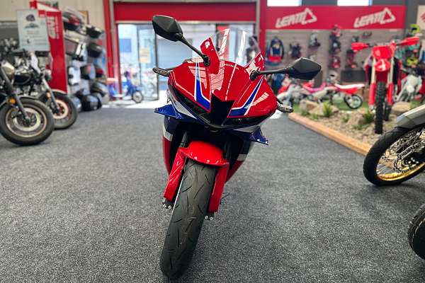 2025 Honda CBR600RR