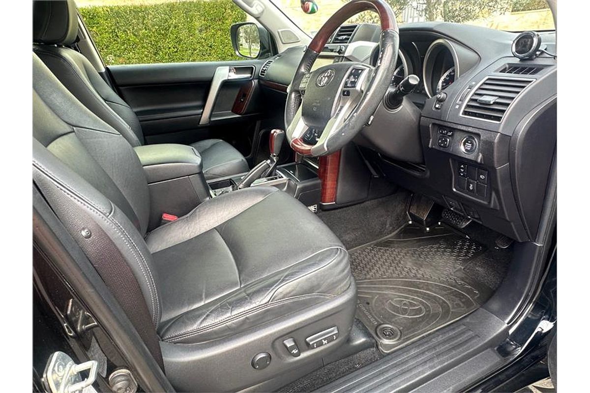 2016 Toyota LANDCRUISER PRADO KAKADU (4x4) GDJ150R MY16