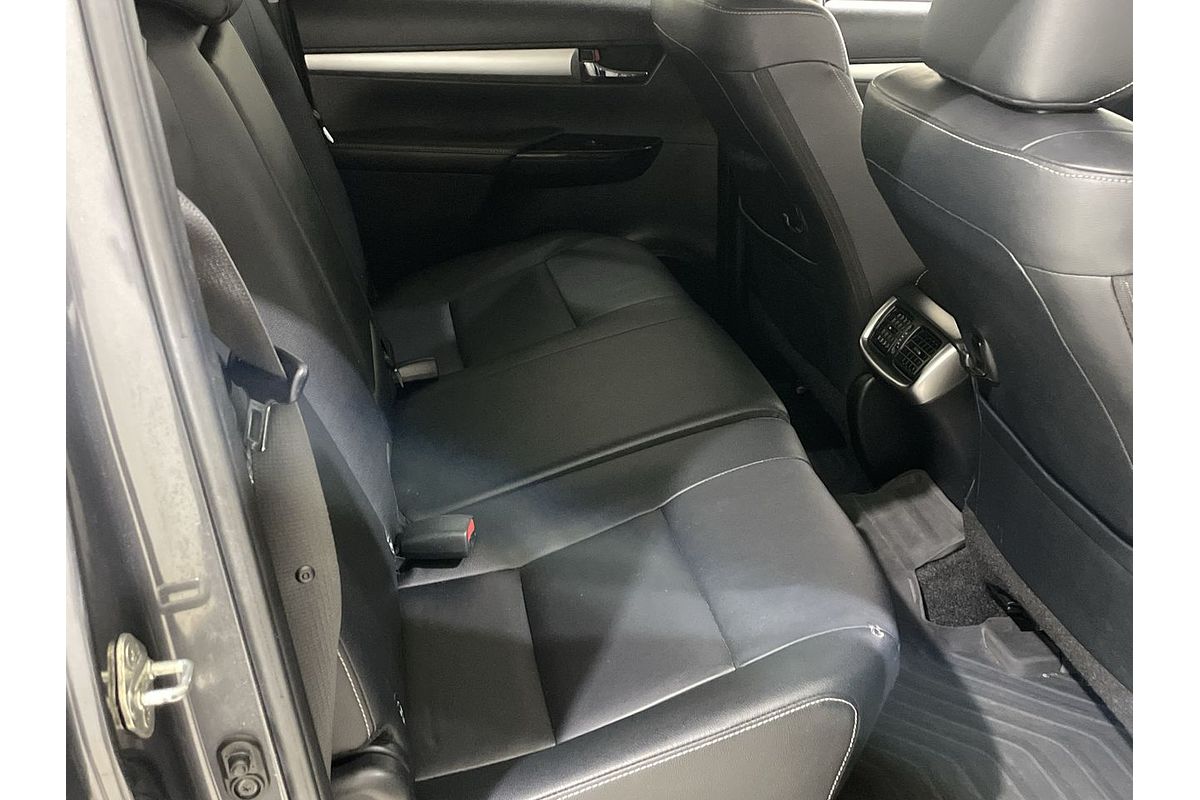 2018 Toyota Hilux SR5 GUN126R 4X4