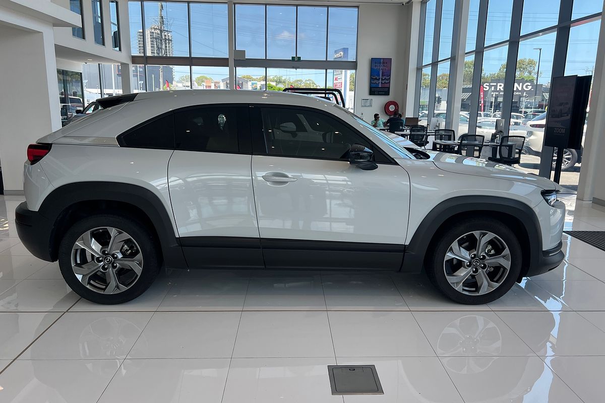 2023 Mazda MX-30 G20e Astina DR Series
