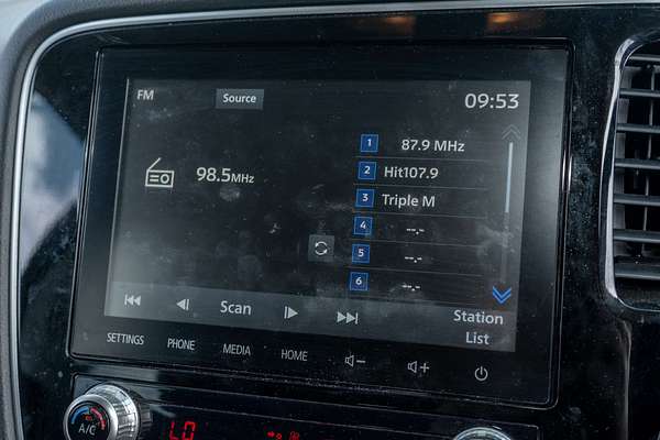 2019 Mitsubishi Outlander LS ZL