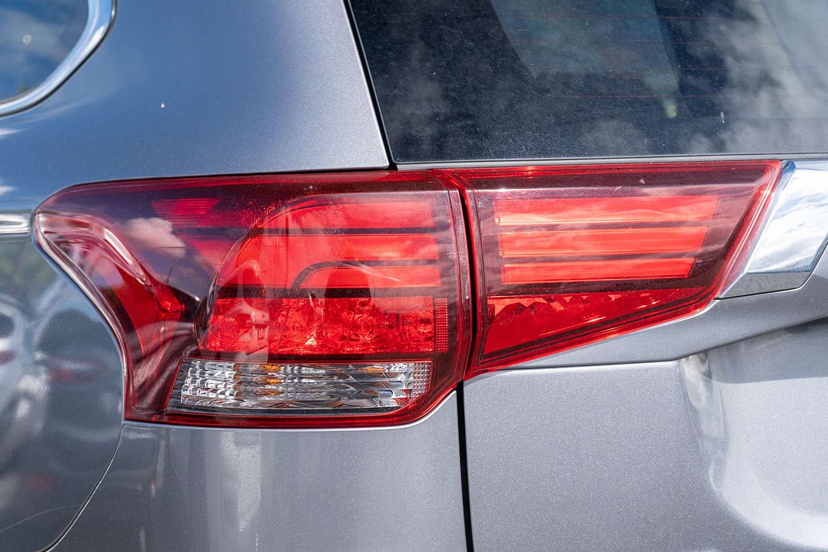 2019 Mitsubishi Outlander LS ZL
