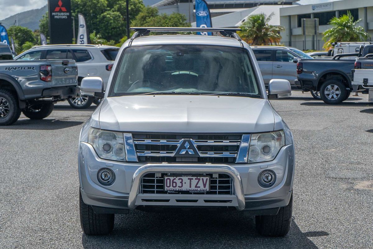 2014 Mitsubishi Pajero VR-X NW