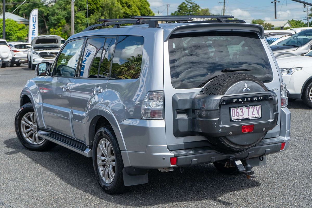 2014 Mitsubishi Pajero VR-X NW