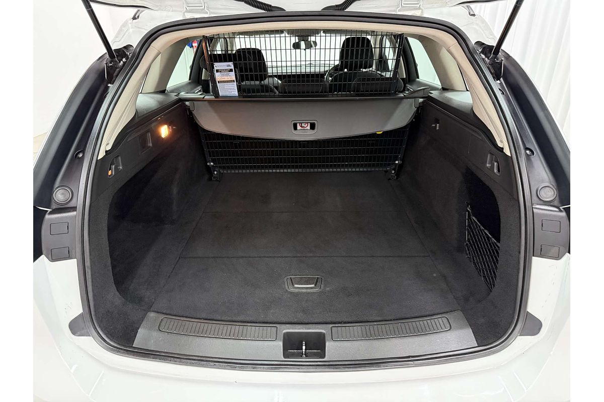 2020 Holden Commodore LT ZB