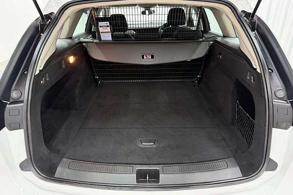 2020 Holden Commodore LT ZB