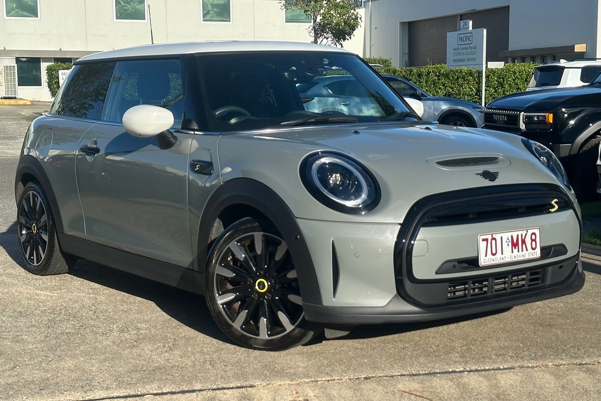 2021 MINI Hatch Cooper SE Classic F56 LCI-2