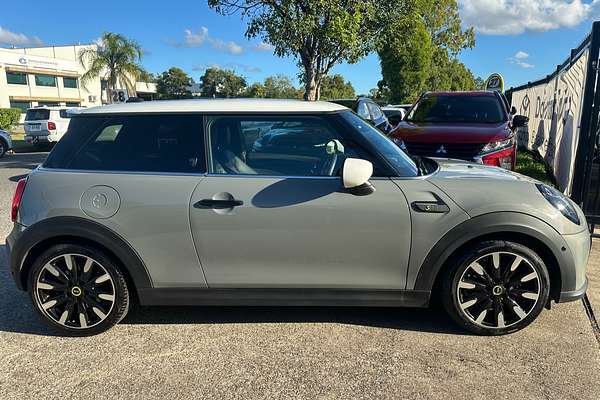 2021 MINI Hatch Cooper SE Classic F56 LCI-2
