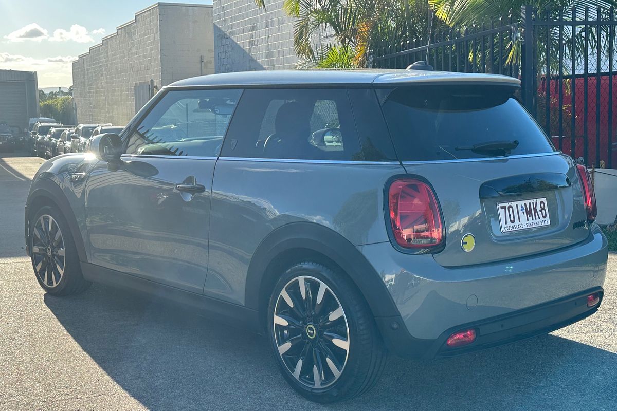 2021 MINI Hatch Cooper SE Classic F56 LCI-2