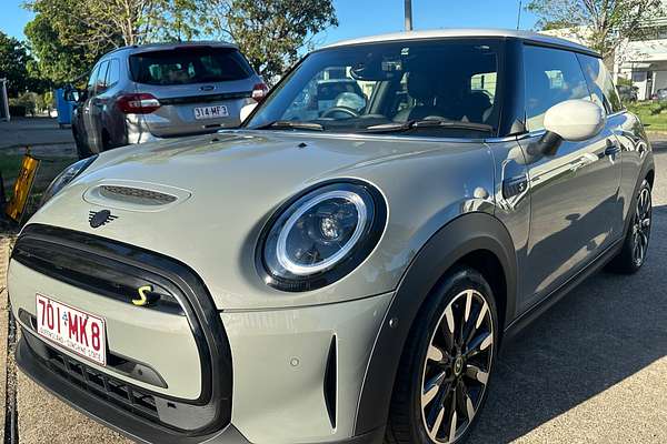 2021 MINI Hatch Cooper SE Classic F56 LCI-2
