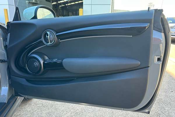 2021 MINI Hatch Cooper SE Classic F56 LCI-2
