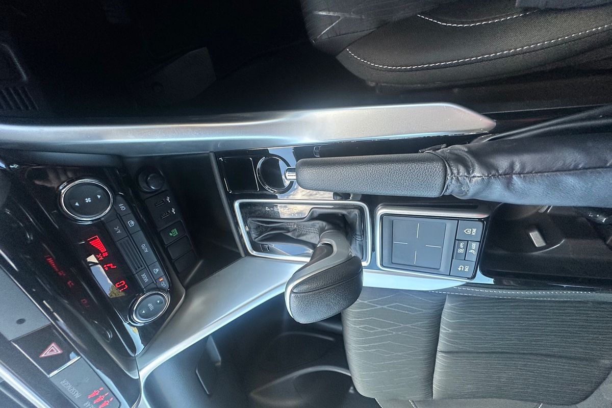2019 Mitsubishi Eclipse Cross Black Edition YA