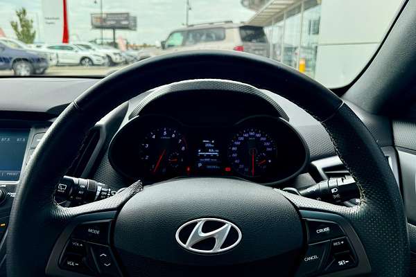 2017 Hyundai Veloster SR Turbo FS5 Series II