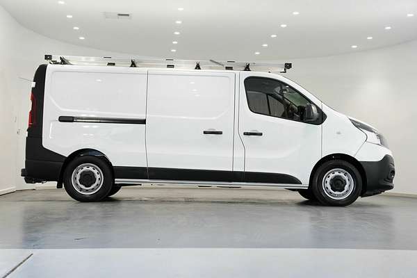 2020 Mitsubishi Express GLX SN LWB