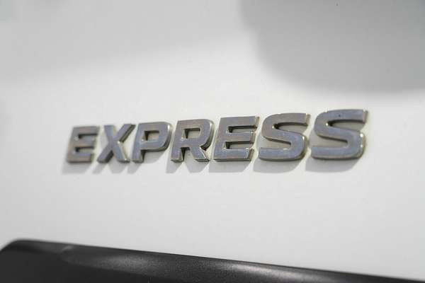 2020 Mitsubishi Express GLX SN LWB