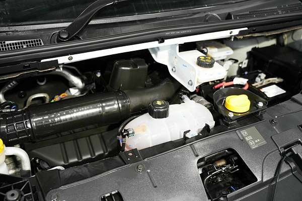 2020 Mitsubishi Express GLX SN LWB