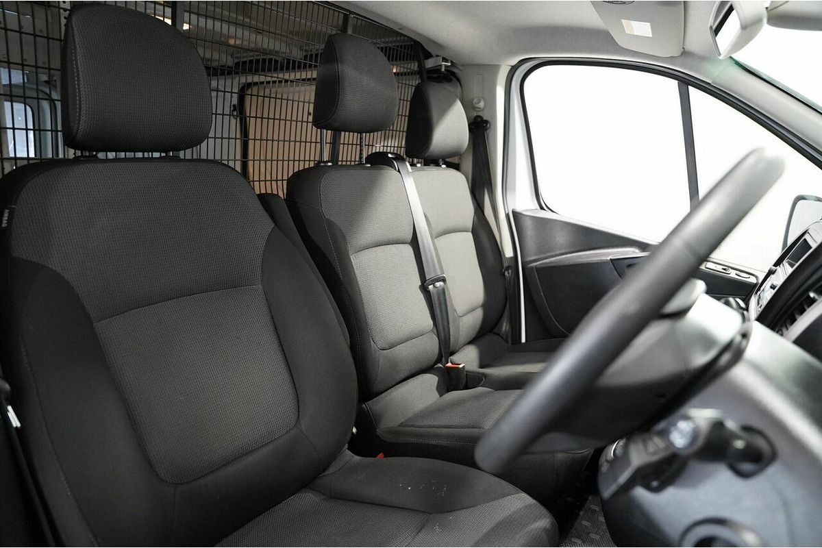 2020 Mitsubishi Express GLX SN LWB