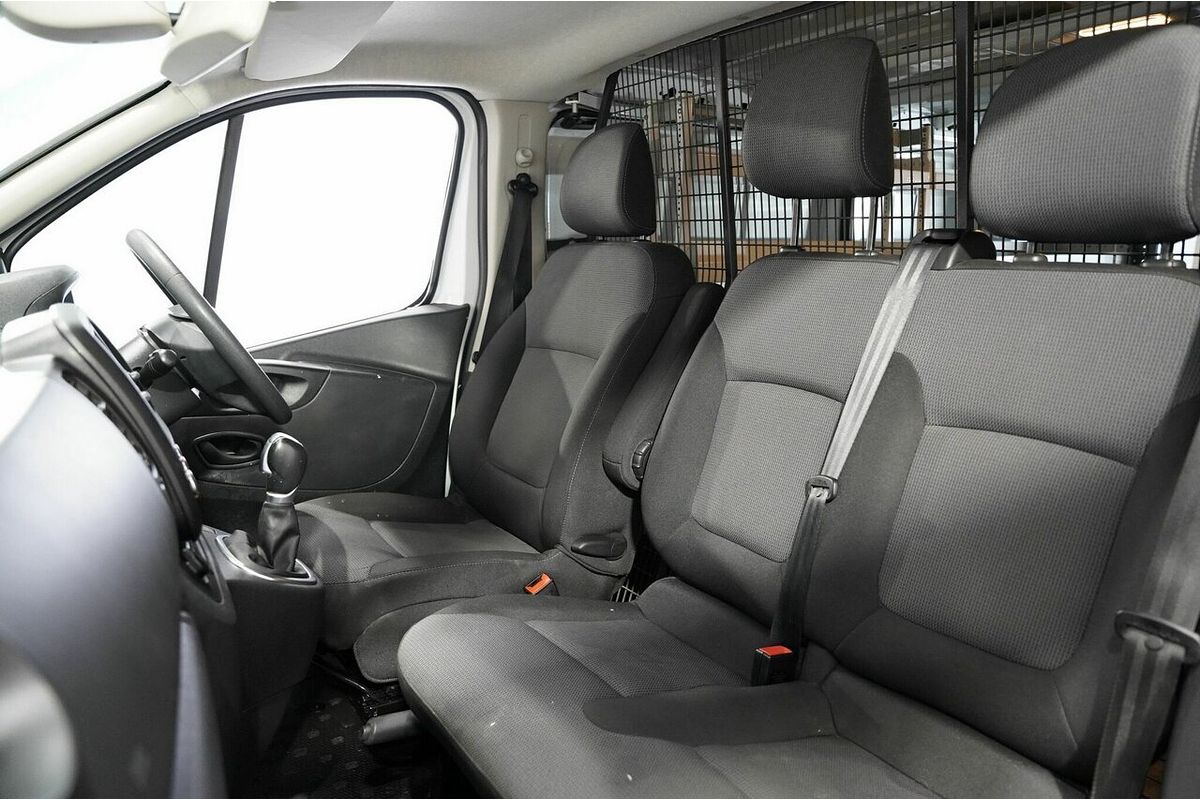 2020 Mitsubishi Express GLX SN LWB