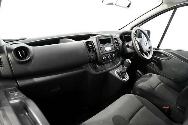 2020 Mitsubishi Express GLX SN LWB