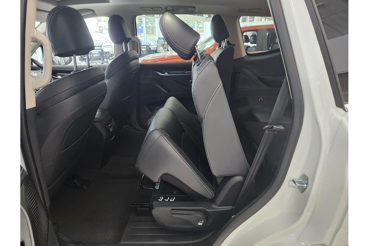 2023 LDV D90 Executive SV9A