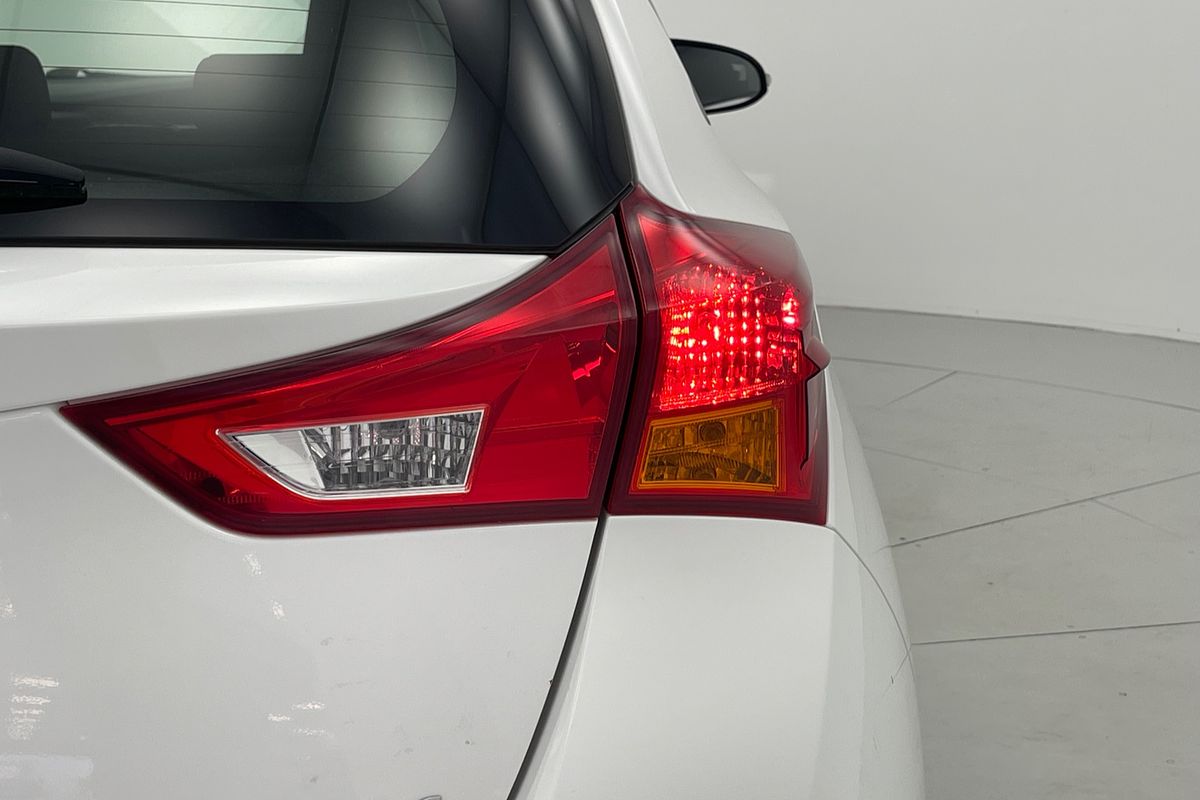 2013 Toyota Corolla Ascent ZRE182R