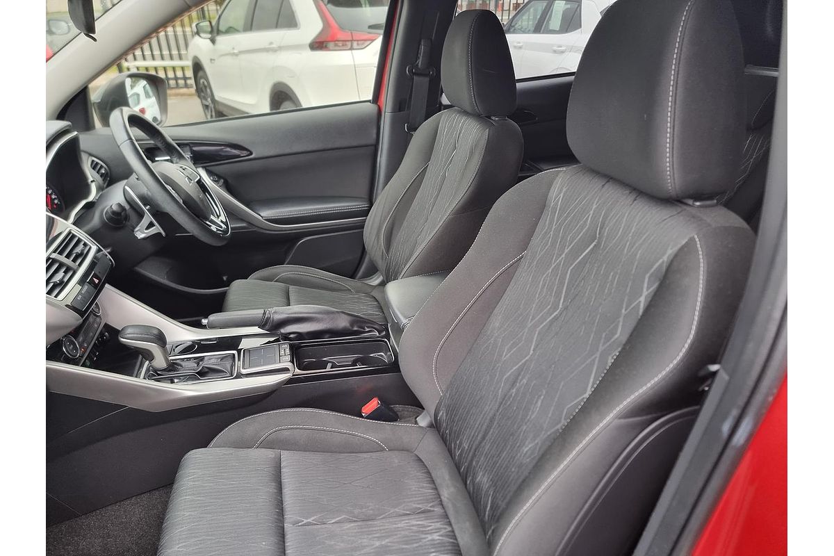 2019 Mitsubishi Eclipse Cross Black Edition YA