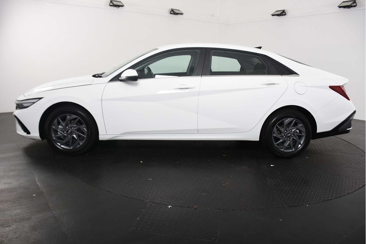 2024 Hyundai i30 Hybrid CN7.V2