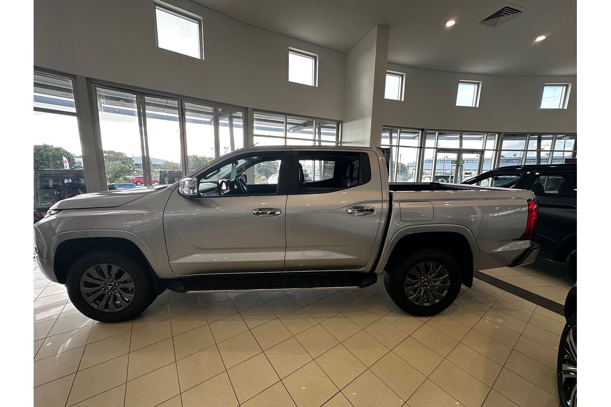 2024 Mitsubishi Triton GLS MV 4X4