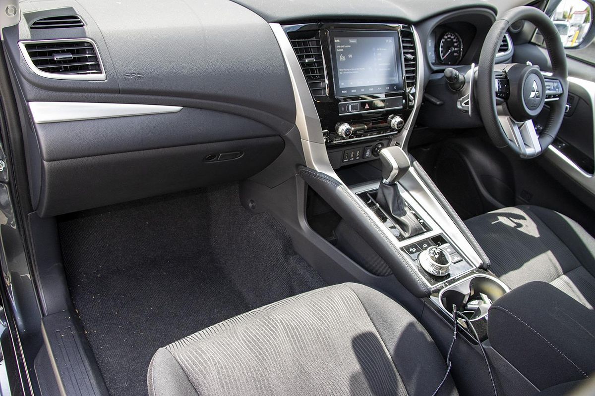 2024 Mitsubishi Pajero Sport GLS QG