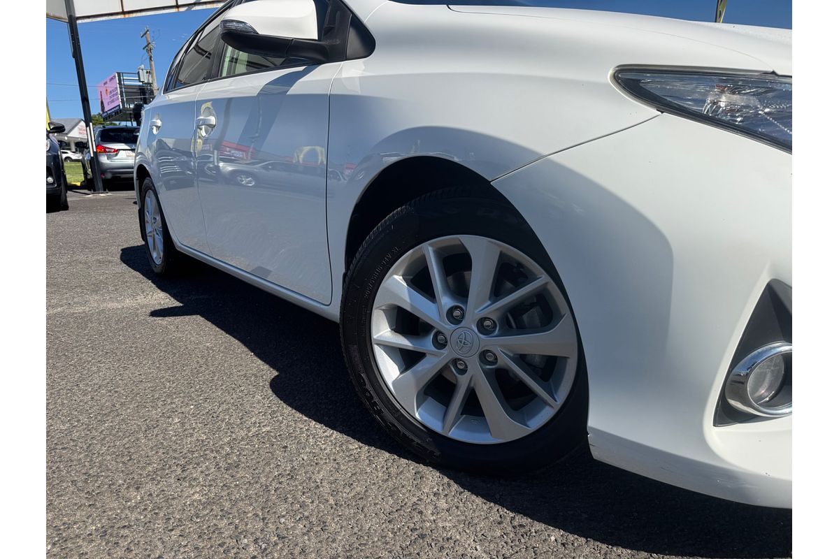 2013 Toyota Corolla Ascent Sport ZRE182R